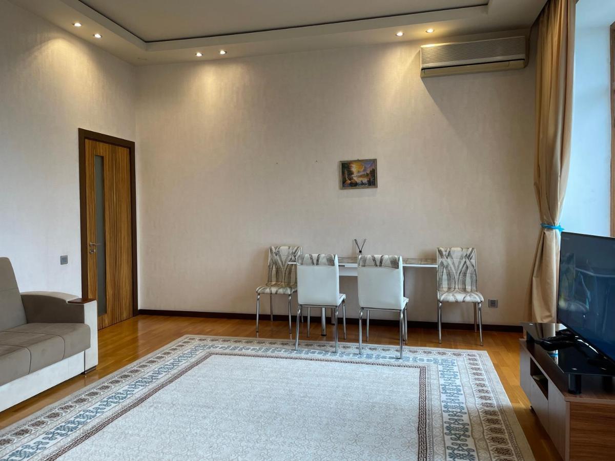 Gloriya Boulevard Apartment By Bakuapart מראה חיצוני תמונה